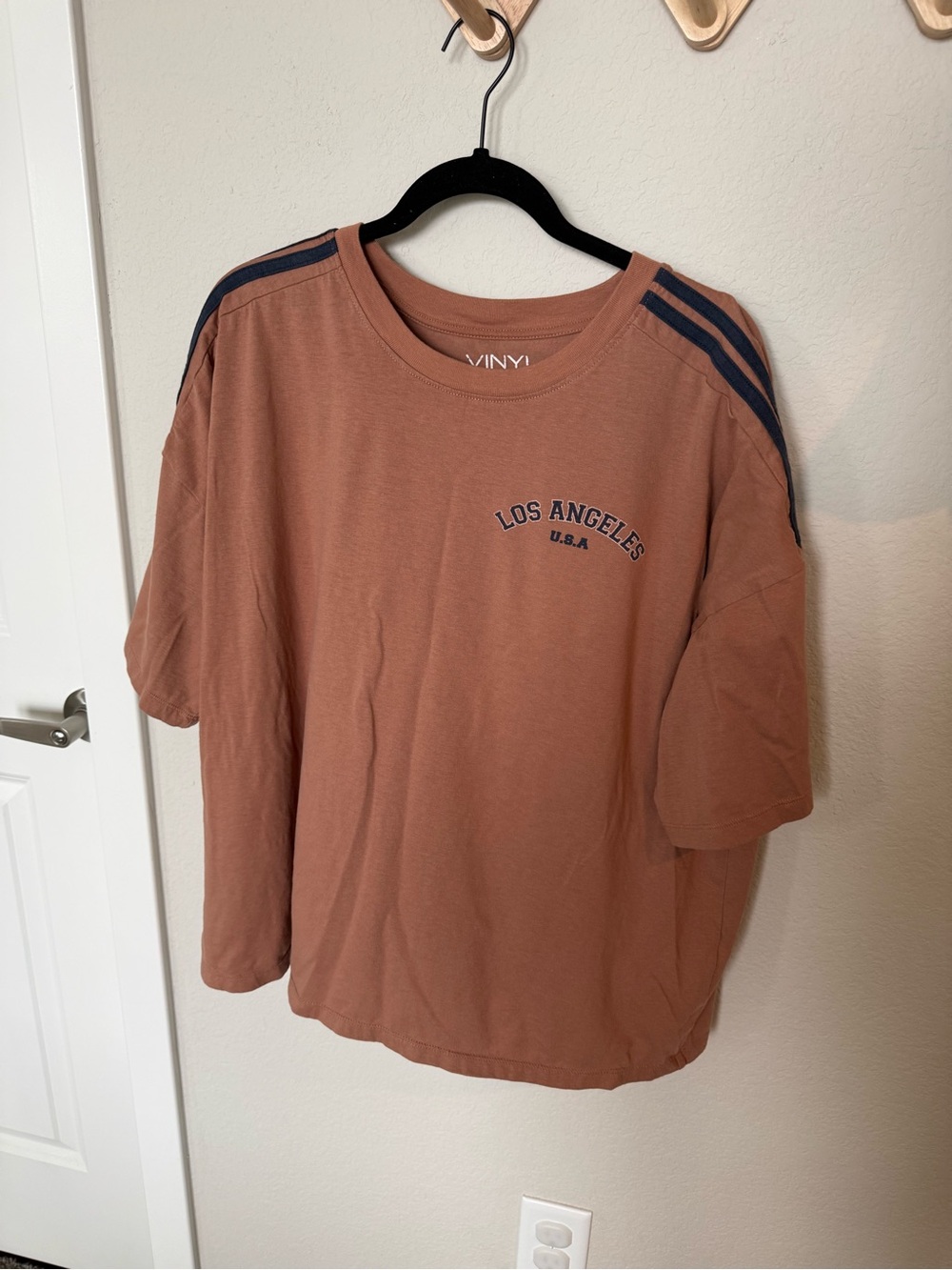 Target Vinyl Los Angeles Graphic Tee